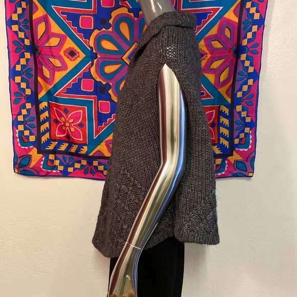 Knit Poncho, O/S - Picture 4 of 7